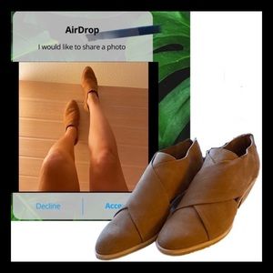 Dolce Vita NWOB Caramel Nubuck bootie - Size 6.5